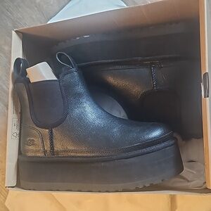 Black UGG Neumel Platform Chelsea Boots